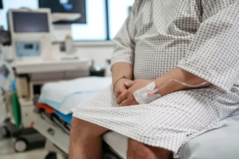 A patient with obesity waits for a cardiologist consultation